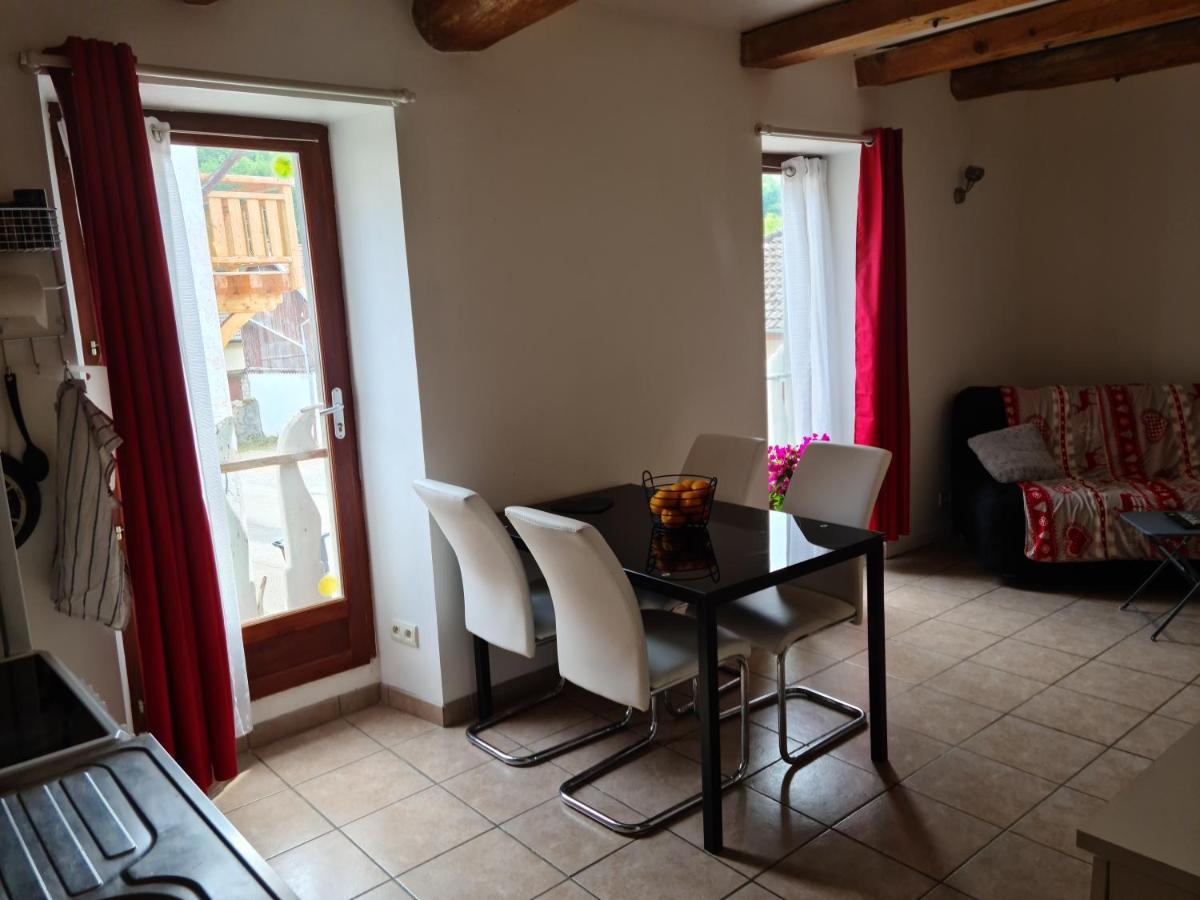 Appartement Route De Cursinges Cervens Dış mekan fotoğraf